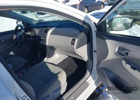 2013 Toyota Corolla L z USA, uszkodzony, nr VIN 2T1BU4EE5DC100079